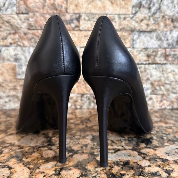 OFF-WHITE Black Leather Arrow Embellished Pumps Size6 $910 - Picture 4 of 9